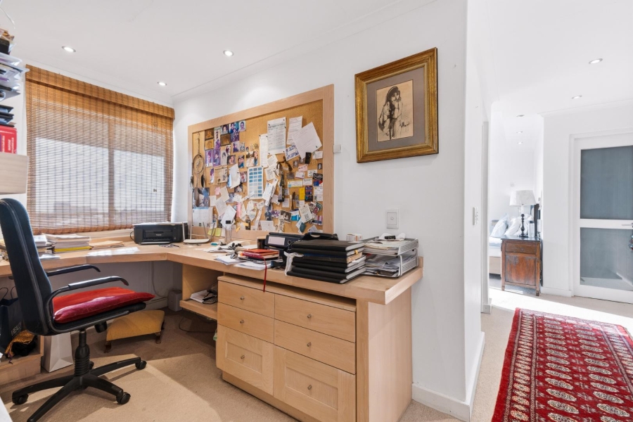 4 Bedroom Property for Sale in Fresnaye Western Cape